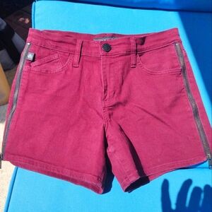 Rock & Republic Size 4 Kimber Shorts!